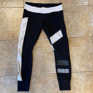 Lululemon tights- like new